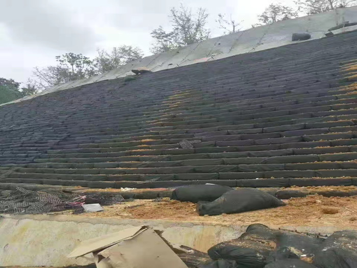 生態(tài)袋護(hù)坡應(yīng)用